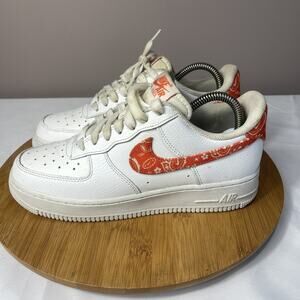 NIKE Air Force 1 '07 ESS White Rush Orange Womens 8.5 Low Top Lace Up DJ9942 102